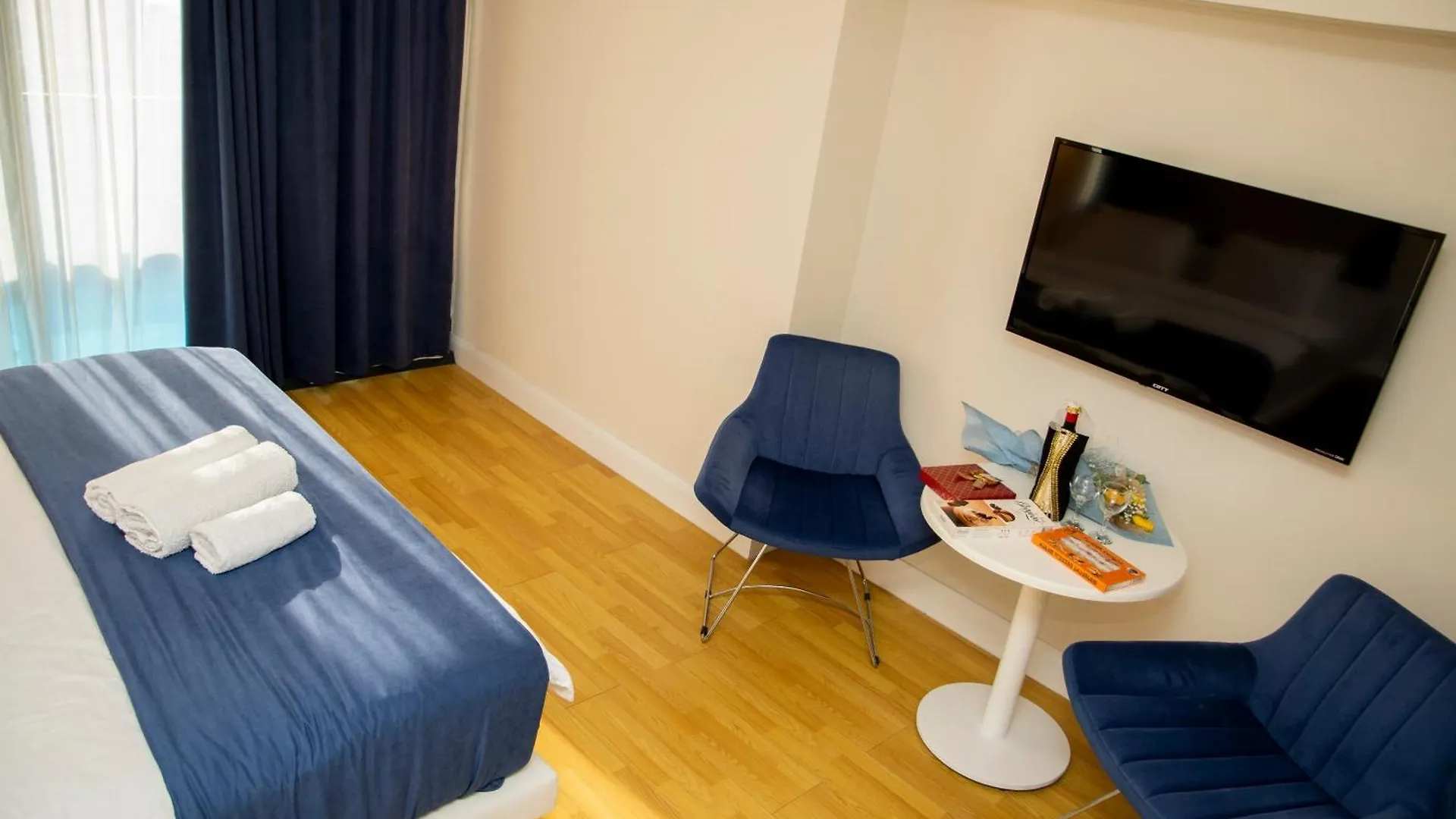 Vip Apartments N8 Batumi Hotel