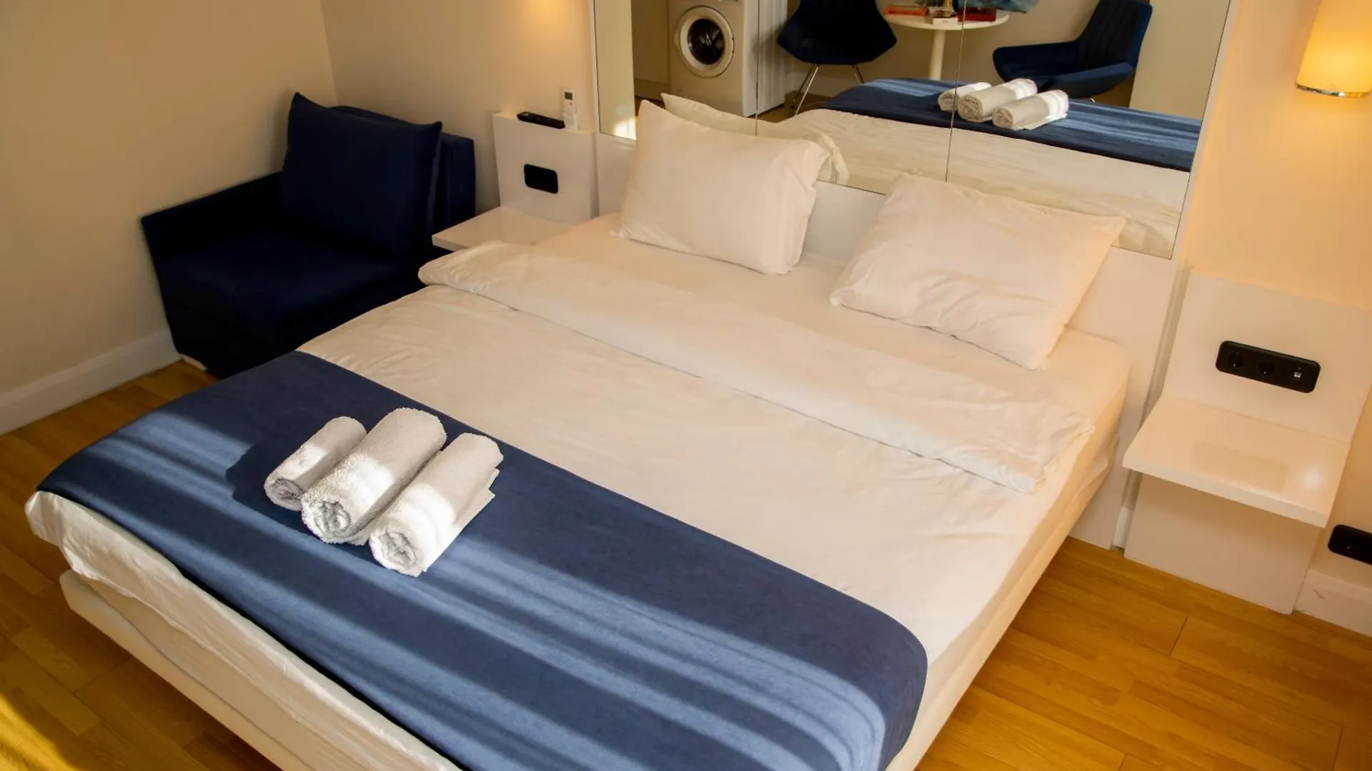 Vip Apartments N8 Batumi Hotel